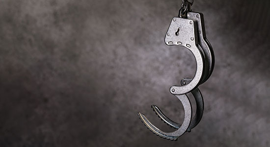 https-www-wisbar-org-sitecollectionimages-wisbarnews-handcuffs-open-unlocked-550x300-jpg